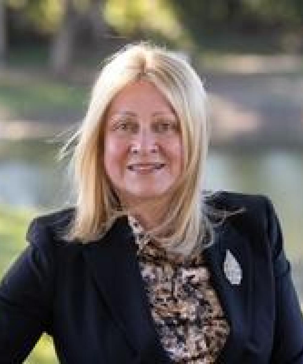 Vivienne K. Schleu